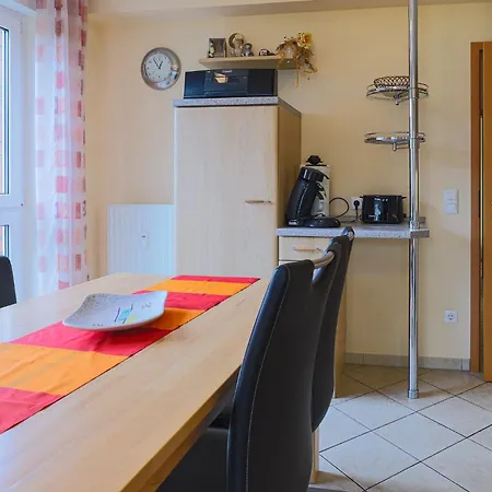 Elbsegler, 3 Apartman